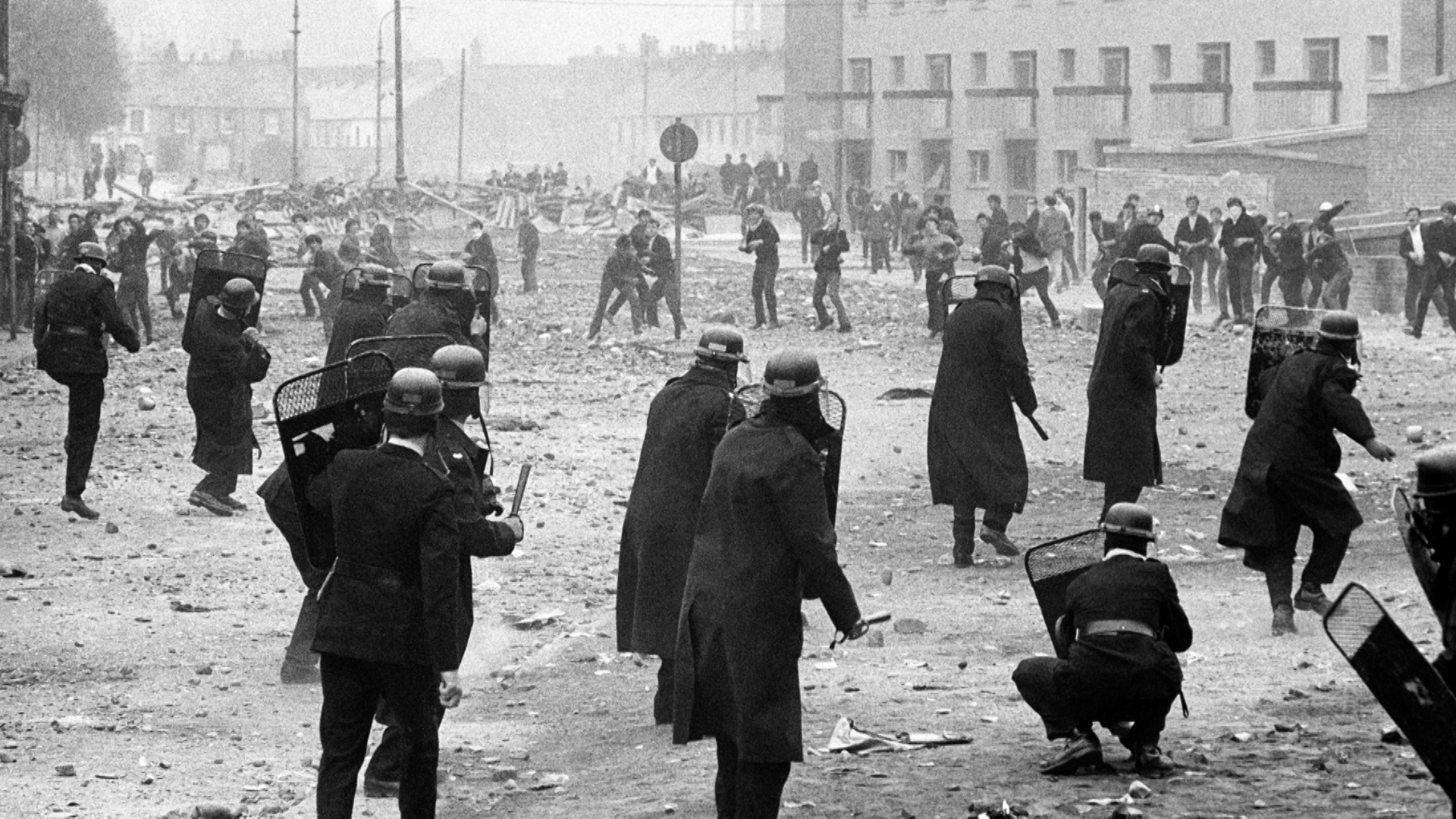 Riots in Londonderry during The Battle of the Bogside, 14th August 1969 (Picture: PA images).