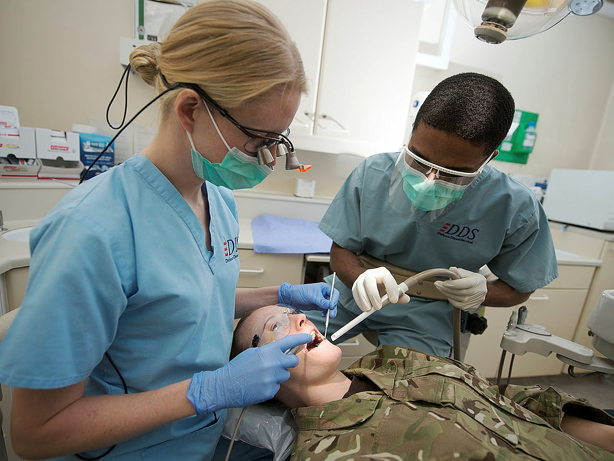 Royal Army Dental Corps (RADC) personnel Dentist Picture Crown Copyright Cpl Richard Cave RLC (Phot)