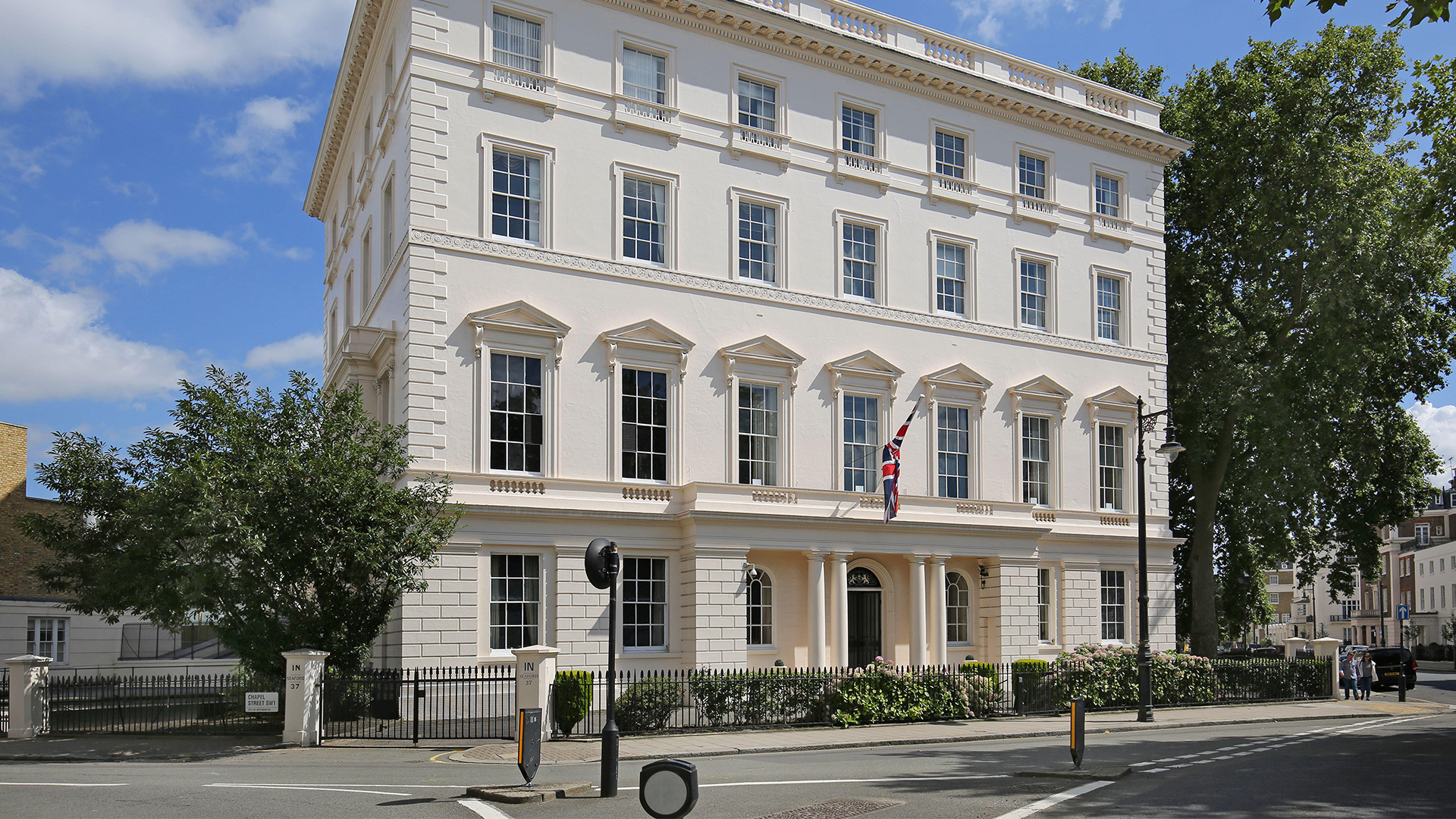 The Royal College of Defence Studies specialises in an international strategy cours