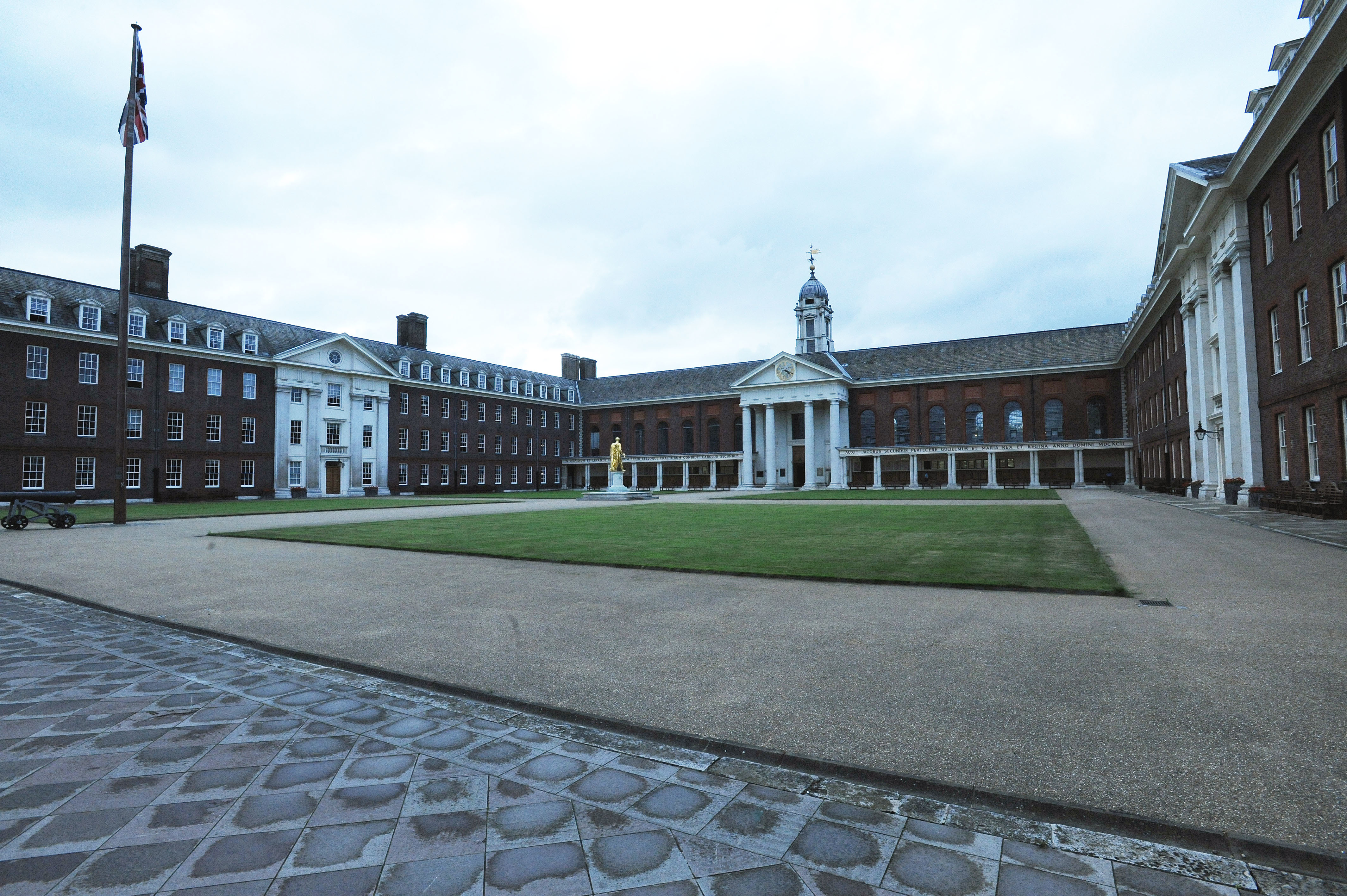 Royal Hospital Chelsea 090916 CREDIT PA.jpg