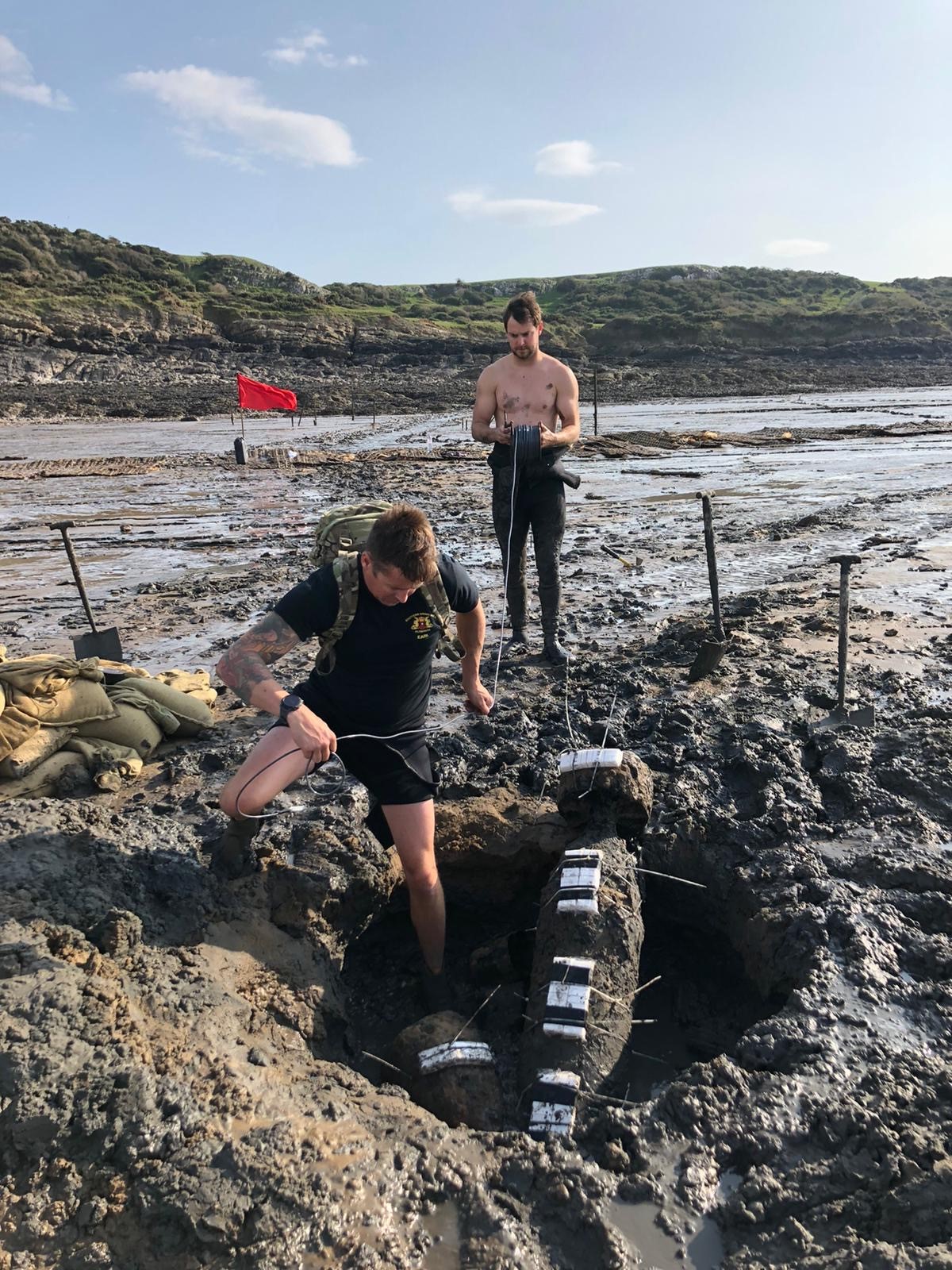The Royal Navy Bomb Disposal Team created a cordon around the device before carrying out the controlled explosion (Picture: Royal Navy).