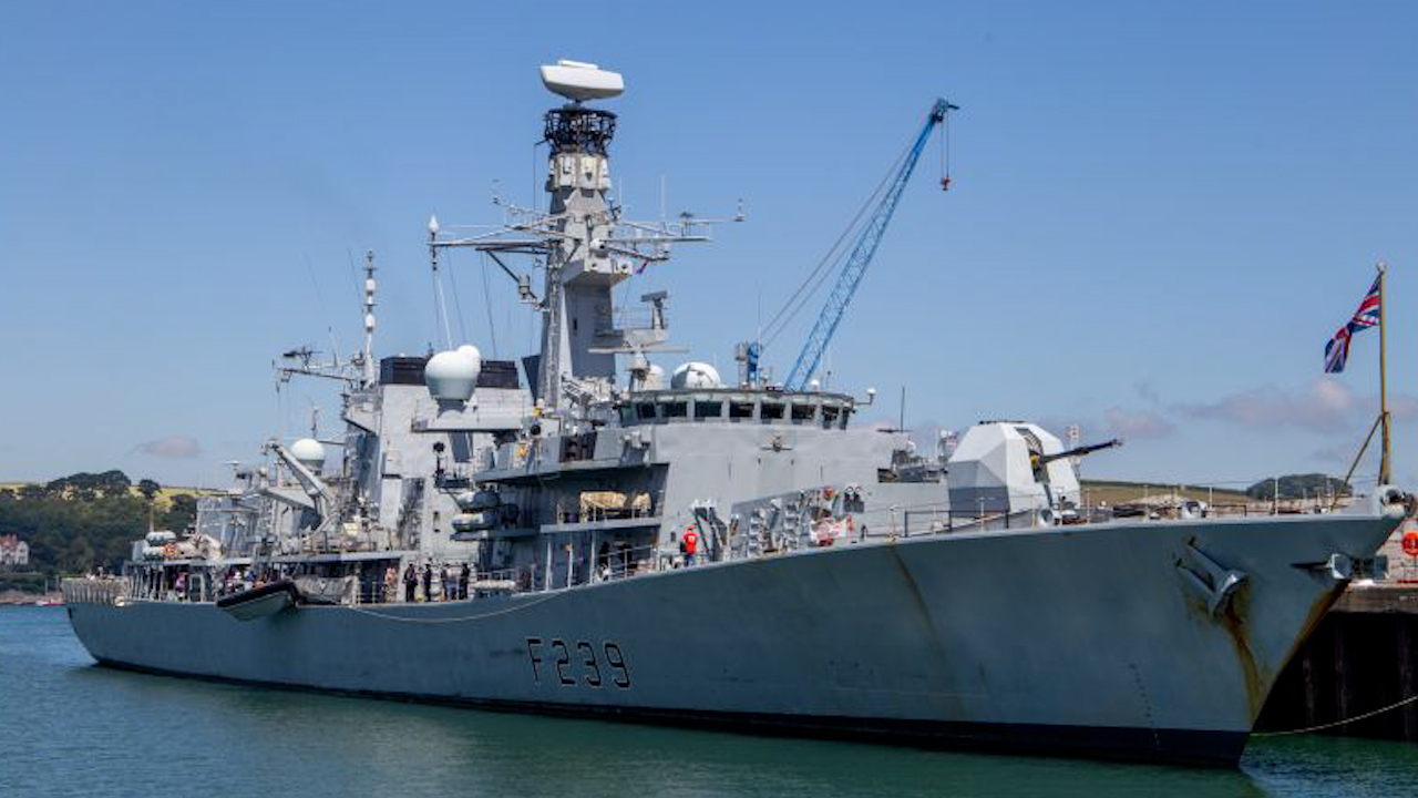 The Royal Navy's Type 23 frigate HMS Richmond has taken over from HMS Diamond to face the rebels in the Red Sea.