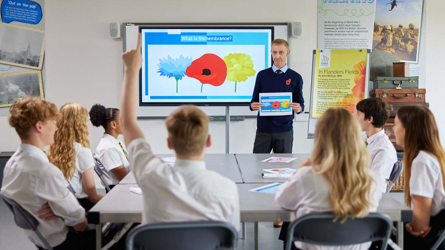 Royal-British-Legion-Teaching-Remembrance-school-children-classroom-teacher-lesson-Image-ID-03343-(Picture: The Royal British Legion).