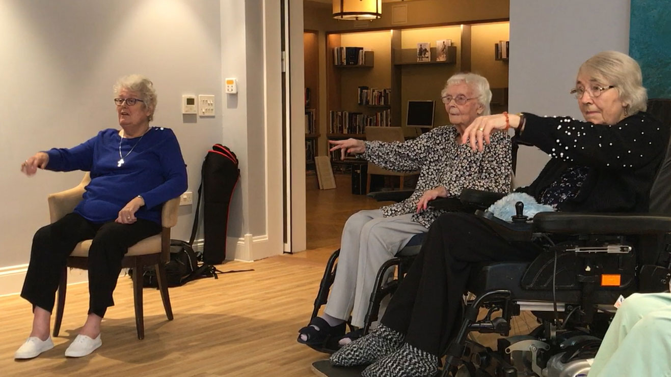 Royal Star & Garter residents take part in a Star Moves with Ken exercise class CREDIT Royal Star & Garter