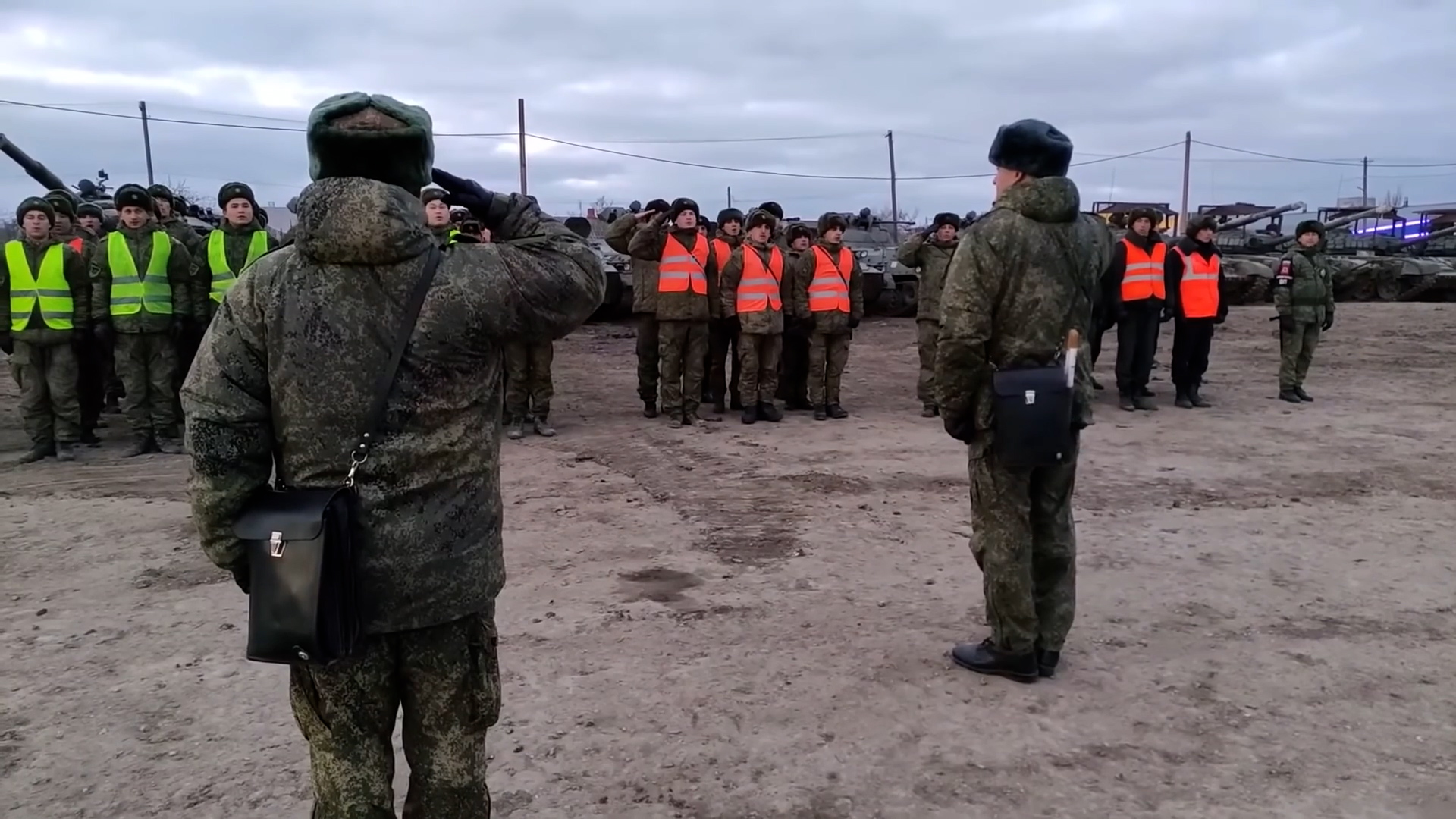 	Russian troops Loading onto rail transport for departure from Ukraine