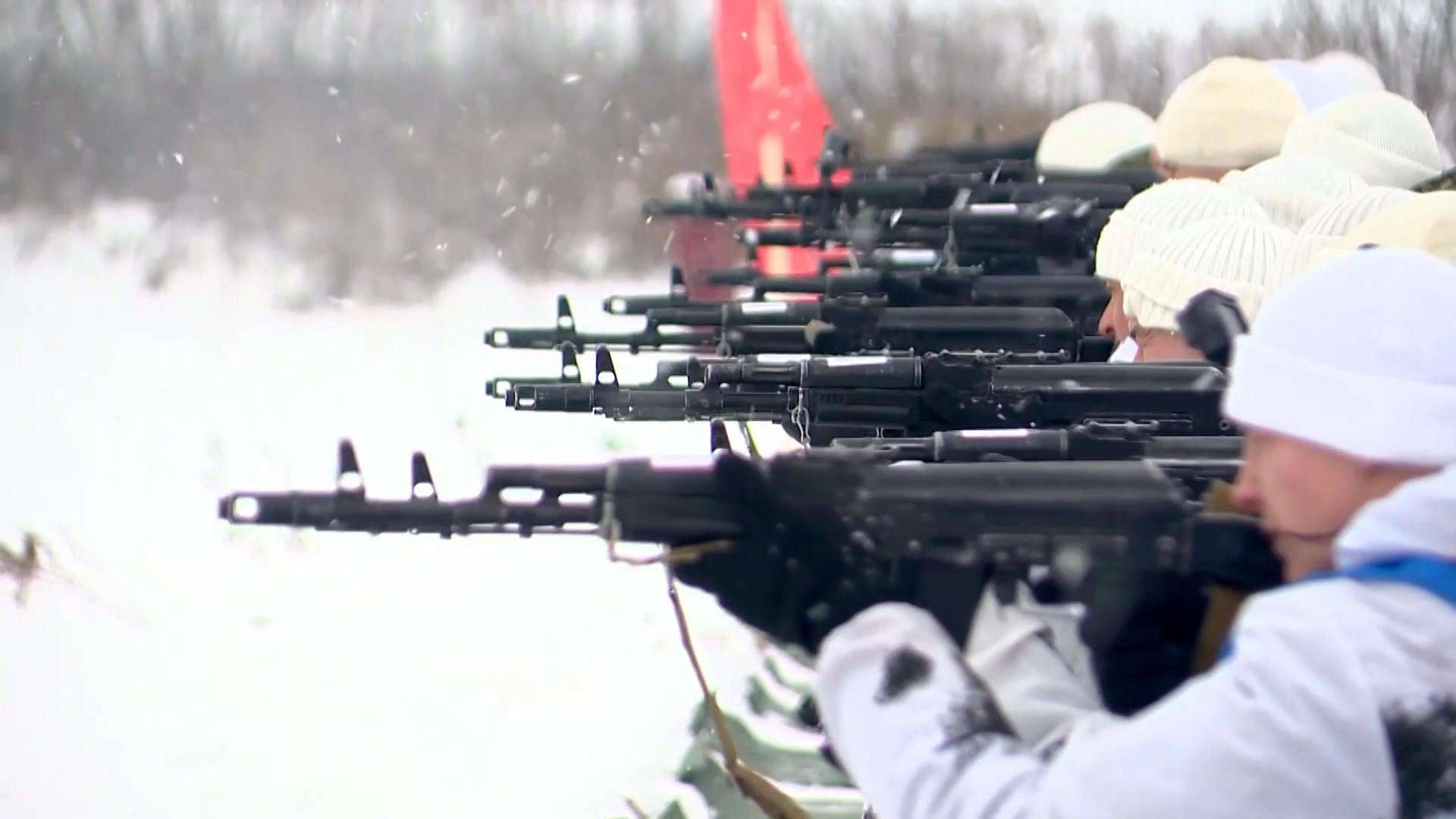 Russian troops in Arctic 300119 CREDIT Russian MOD.jpg