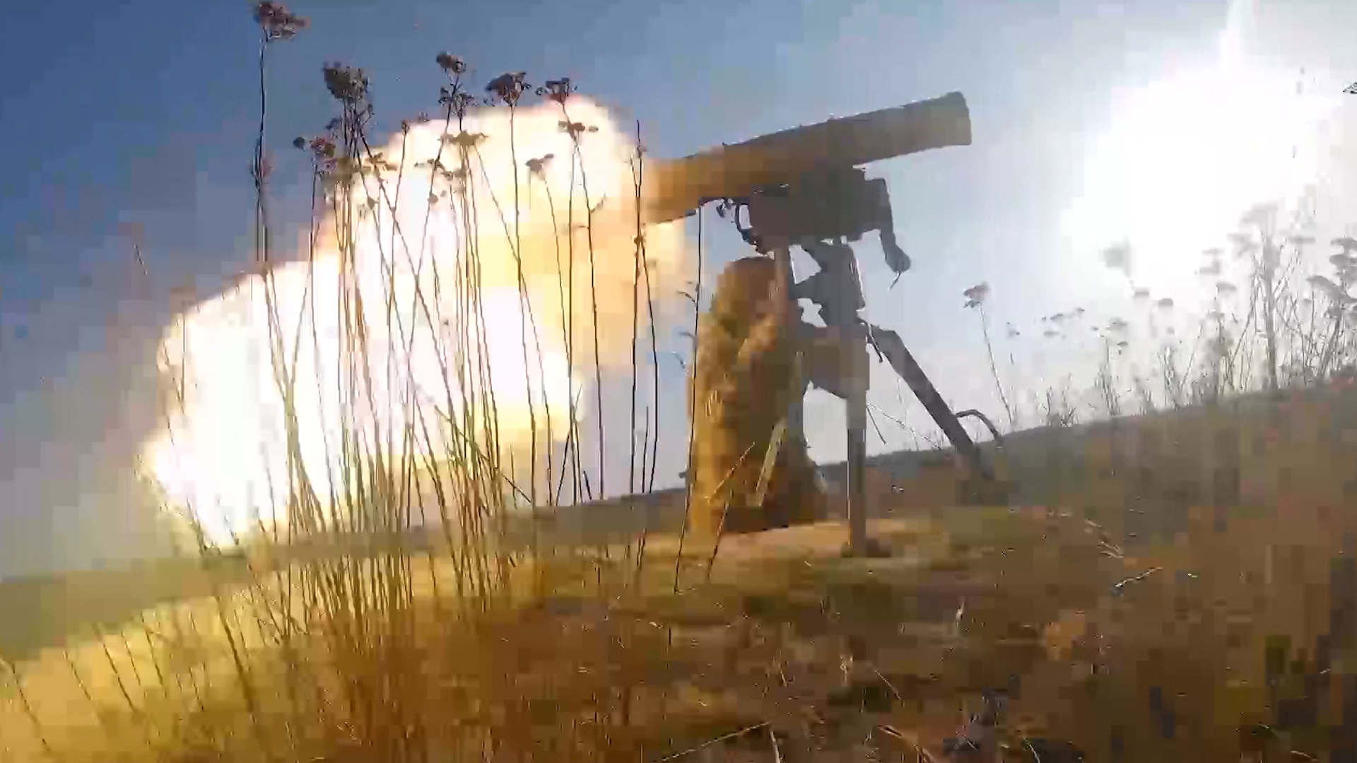 Russian troops using anti-tank missile launcher DATE UNKNOWN Russian MOD.jpg