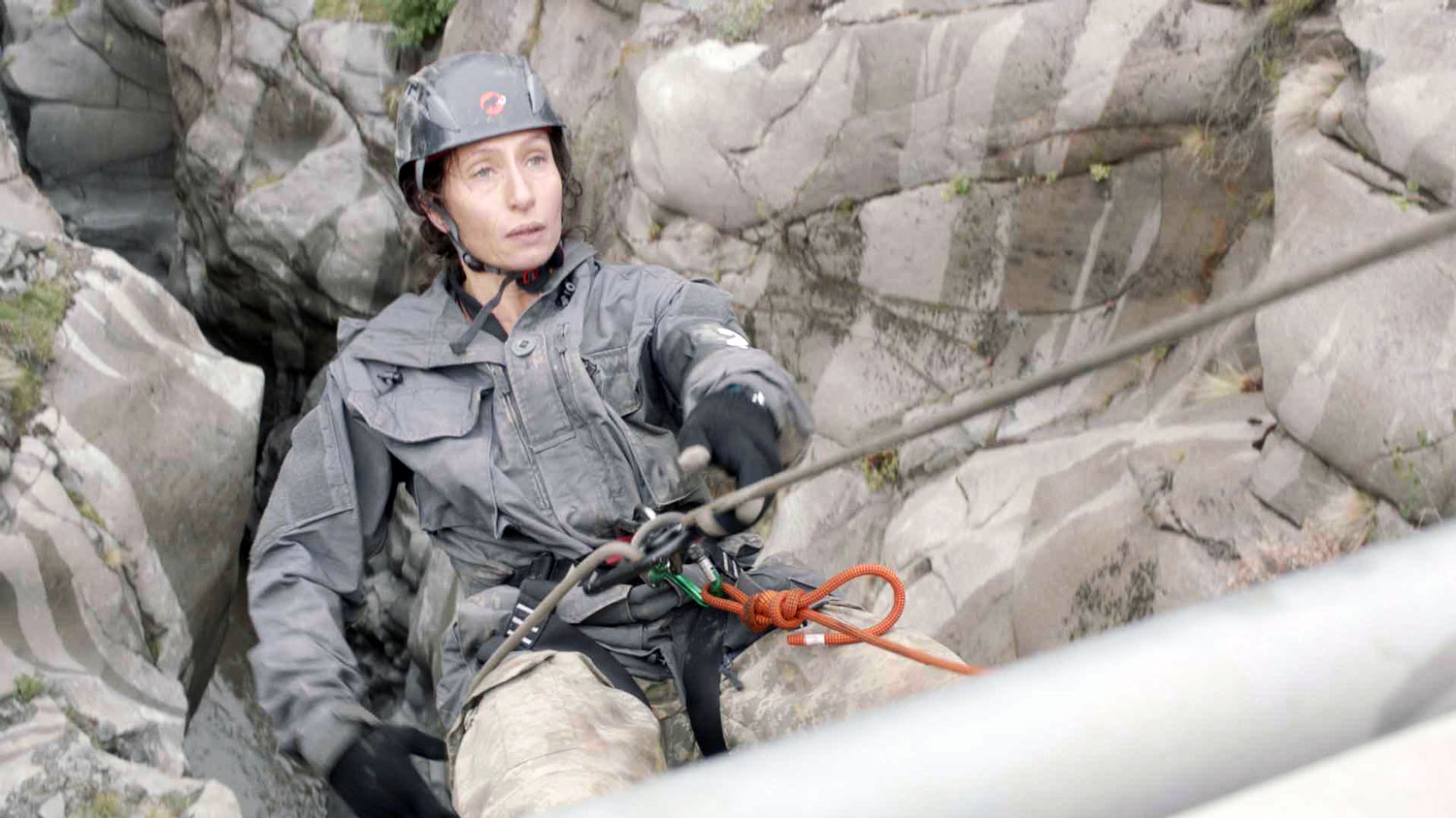 SAS Who Dares Wins Oppo Lou Abseil Challenge Credit: Channel4 / MinnowFilms