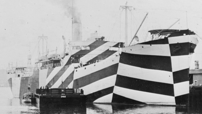 SS West Mahomet in dazzle camouflage, 1918