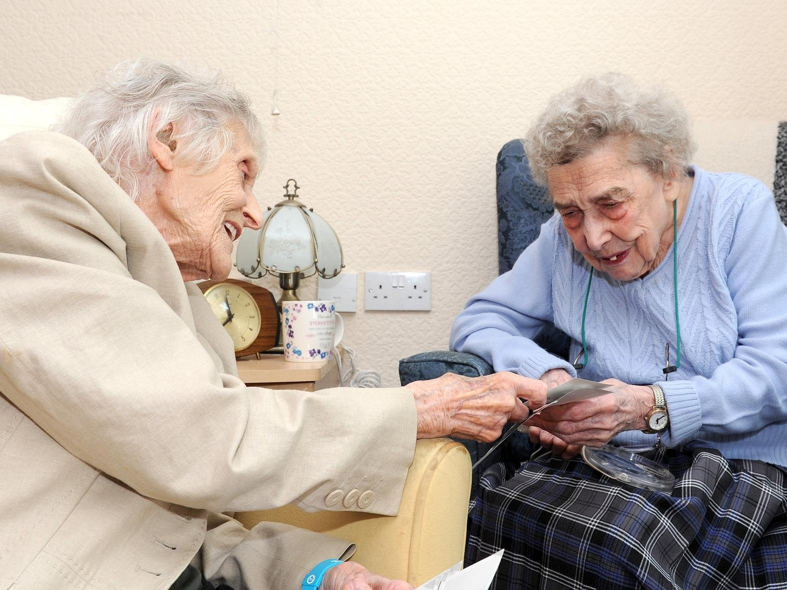 Blitz Survivors Reunite After 70 Years
