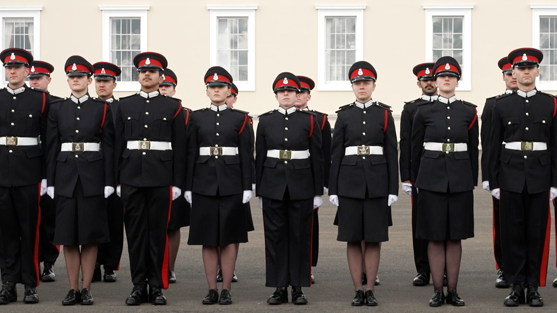 Sandhurst Women: Leading the Fight