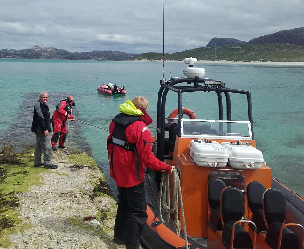 Scarp Burial Ground Two War Graves Boat How To Get To The Island Credit Iain Anderson Twitter @IainGAnderson