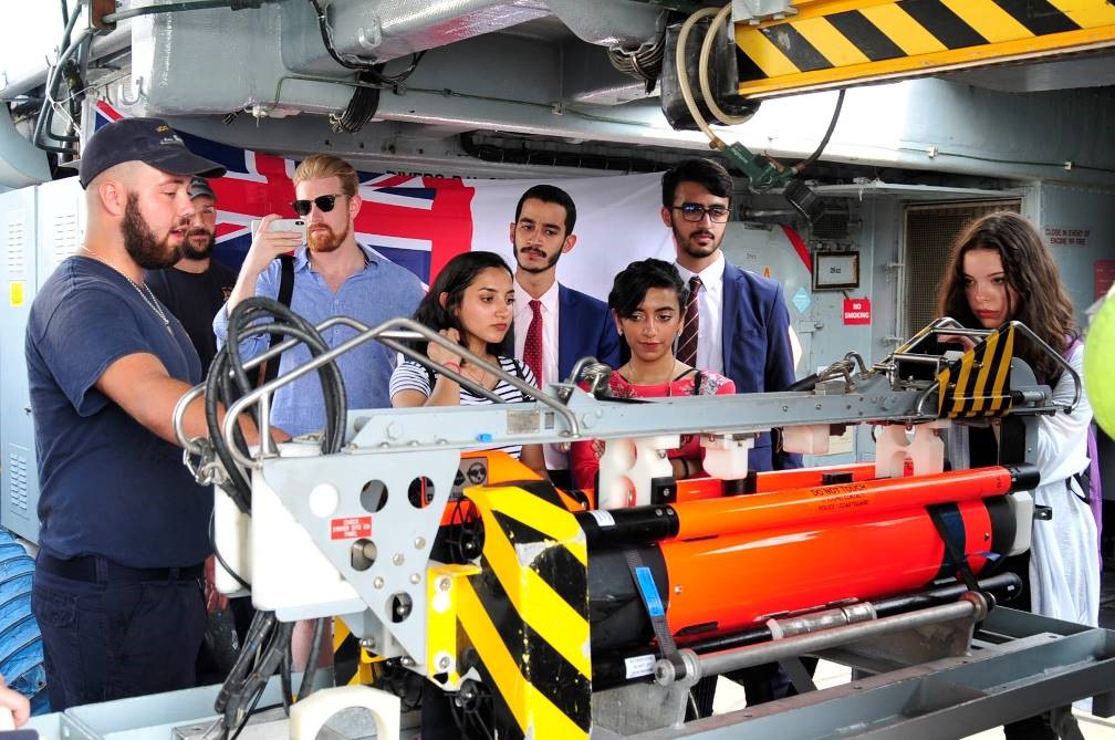 Seafox remote control mine clearance submersible unit