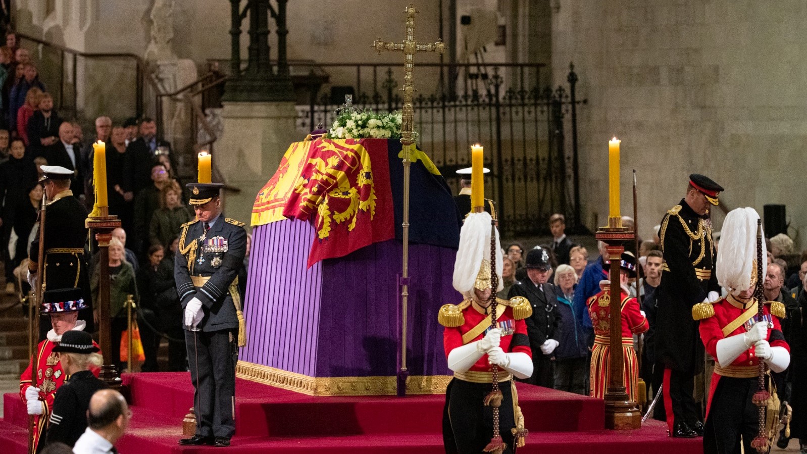 Service chiefs, led by Chief of the Defence Staff Admiral Sir Tony Radakin, stand vigil at Her Majesty The Queen's coffin in Westminster Hall 16092022 CREDIT MOD Twitter