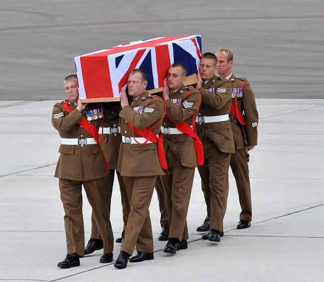 Bereaved Mothers Urge PM To Stop Legal Claims Against UK Troops Bereaved Mothers Urge PM To Stop Legal Claims Against UK Troops