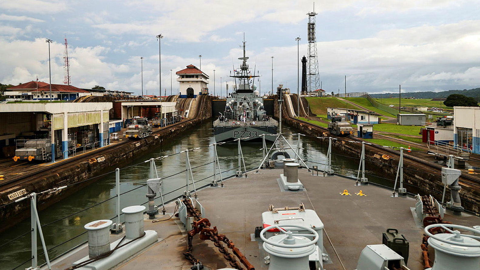 Ships travelling through the Panama Canal