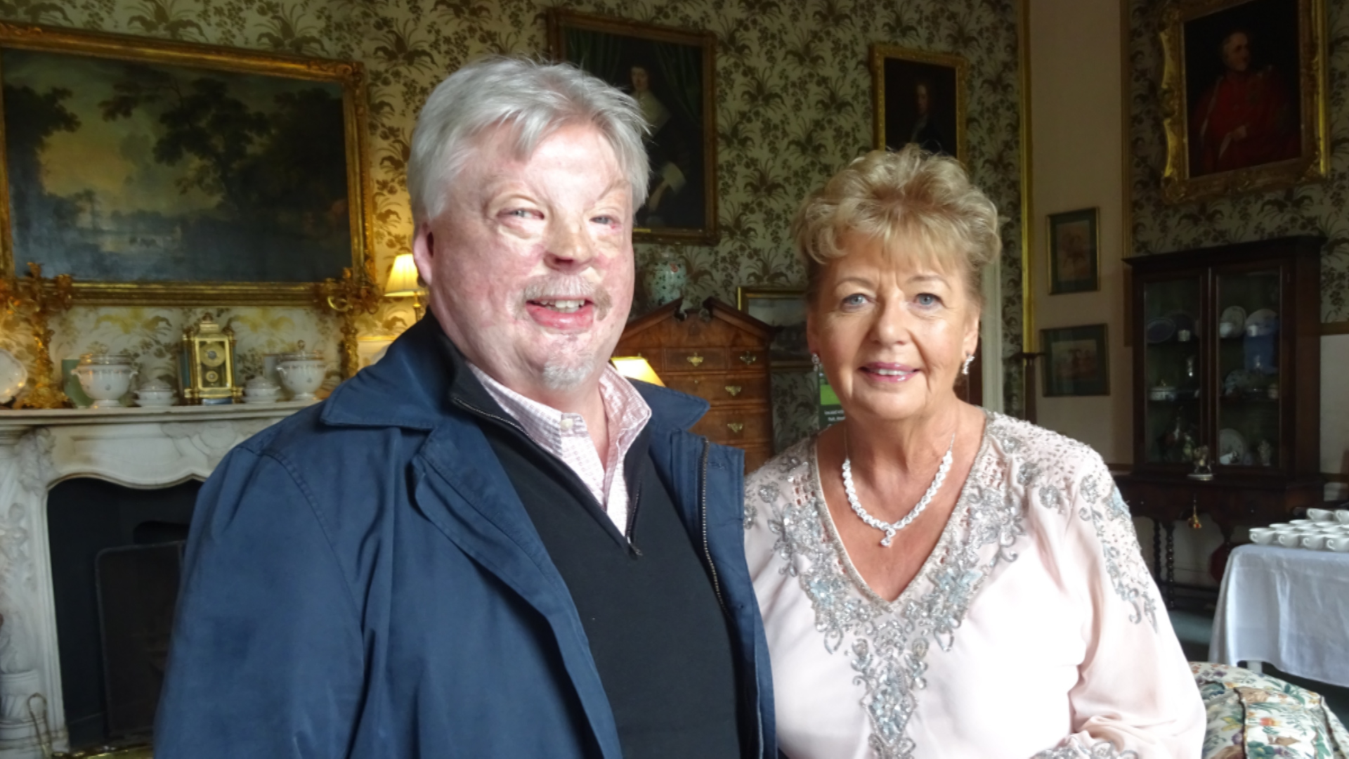 Falklands veteran Simon Weston with Joan Clements, Director of Brooke House (Picture: Ken Johnston).