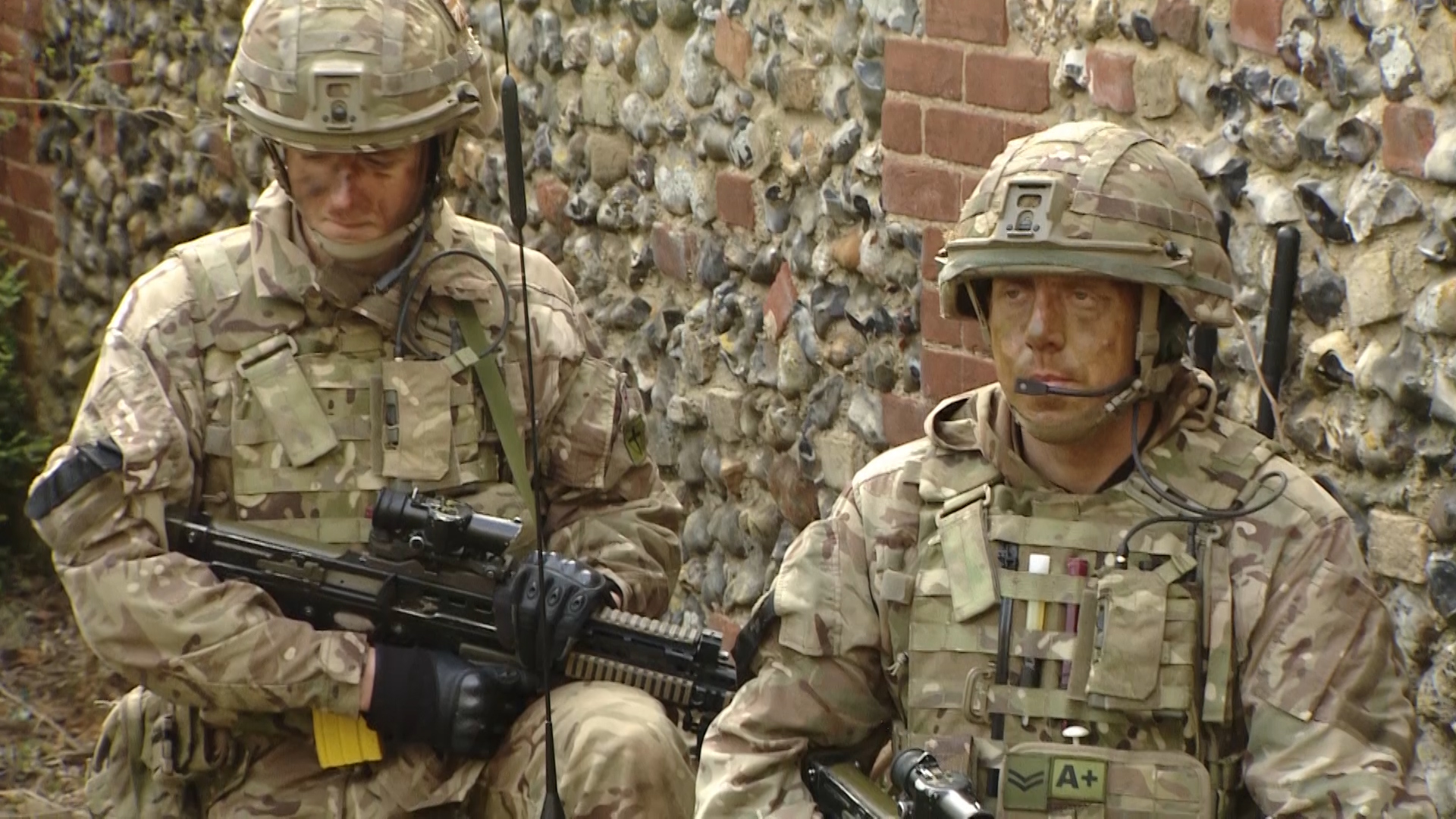 Soldiers taking part in Ex Wildjack fire 200319 CREDIT BFBS.jpg 