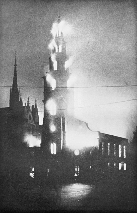 St Clement Danes Church On Fire May 10, 1941