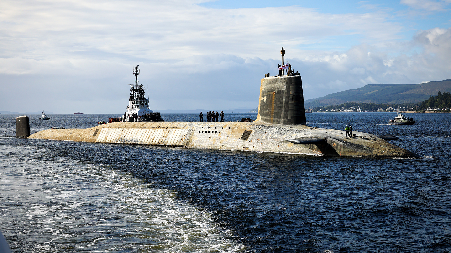 Deputy PM praises sailors returning from UK's longest military operation