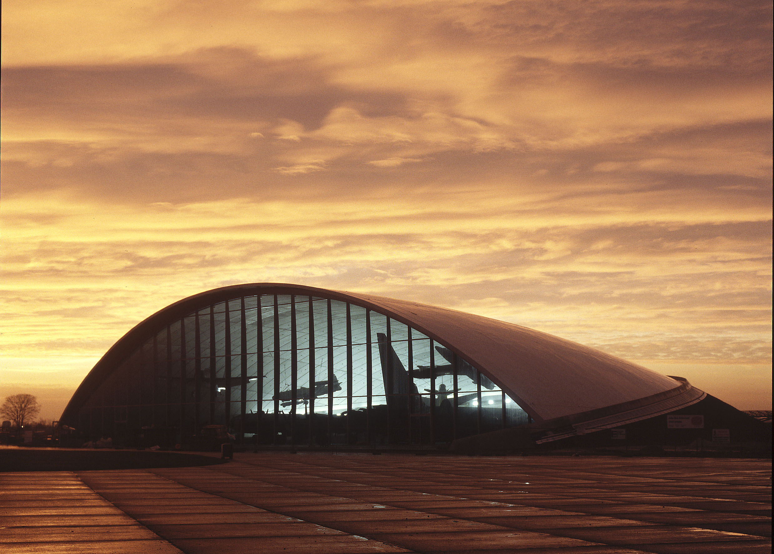 Sunset view of the hangar 030708 CREDIT IWM American Air Museum IWM Duxford.jpg