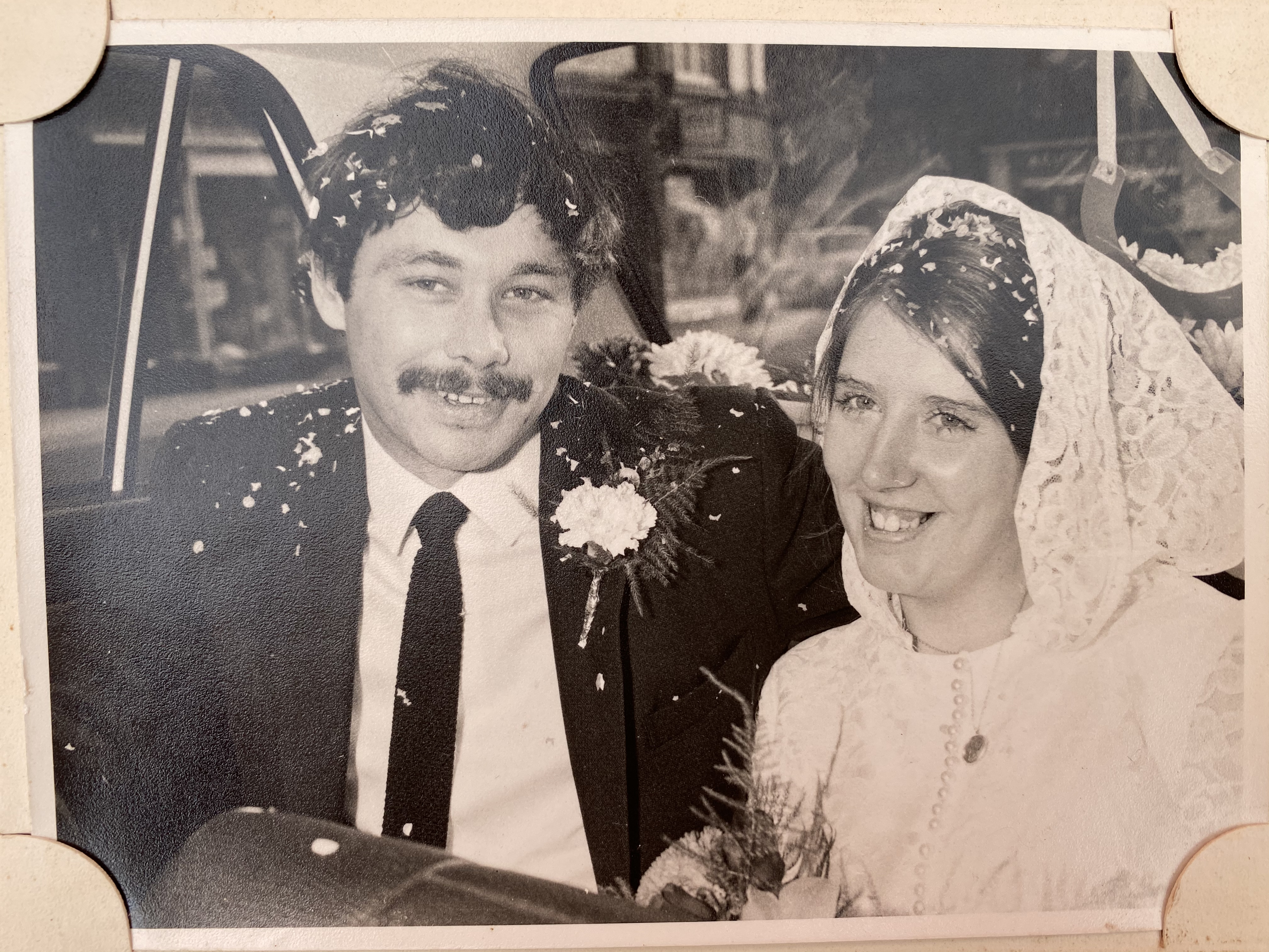 Private Lee and Ms Rimmer on their wedding day in October 1971.