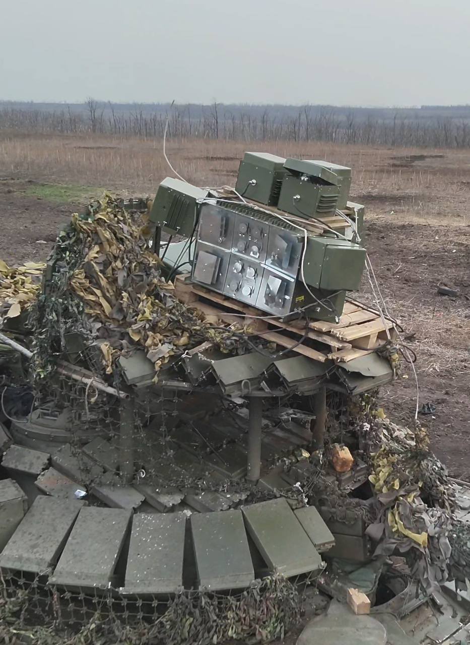 Trophy T-72B3M captured by the Azov Tankers CREDIT AZOV