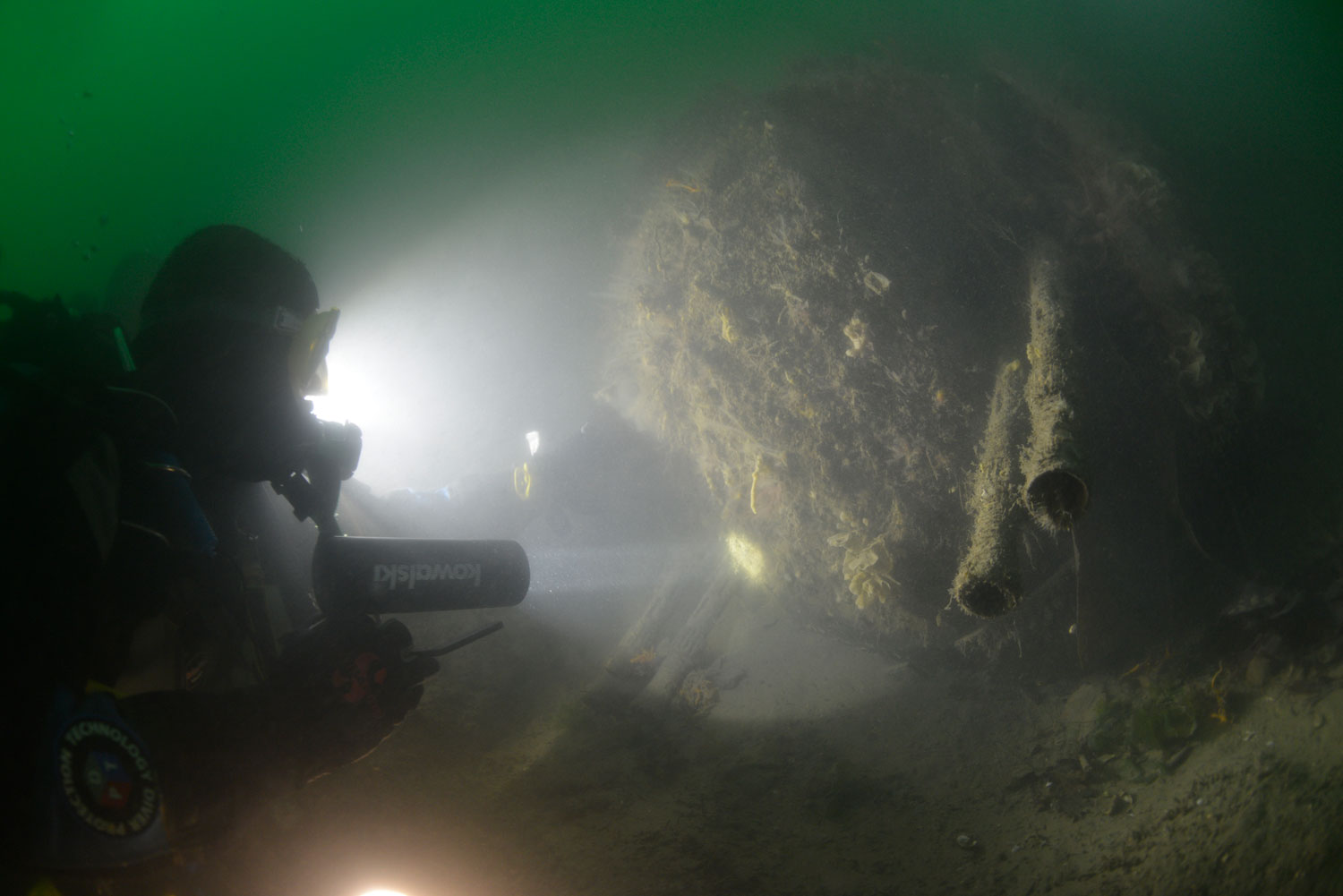 T9044 Rear Gun Turret Mark I Short Sunderland Flying Boat 2013 Credit Michael Pitts
