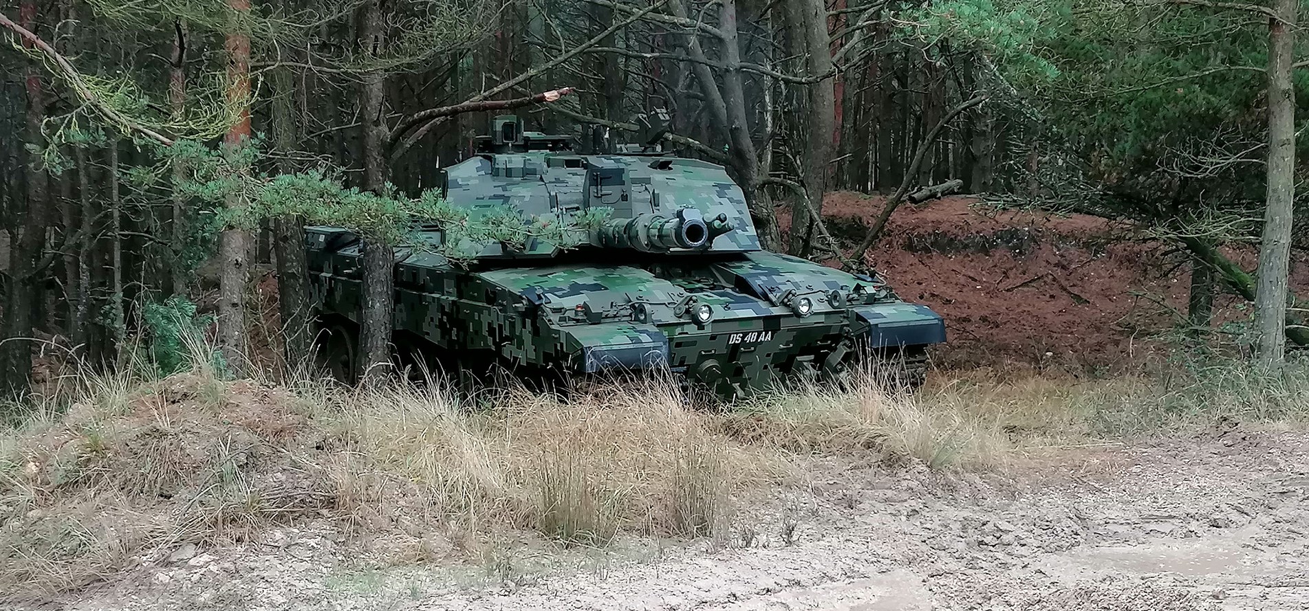 Tank with the results from the Multi-Coloured Camouflage Scheme applied to it 