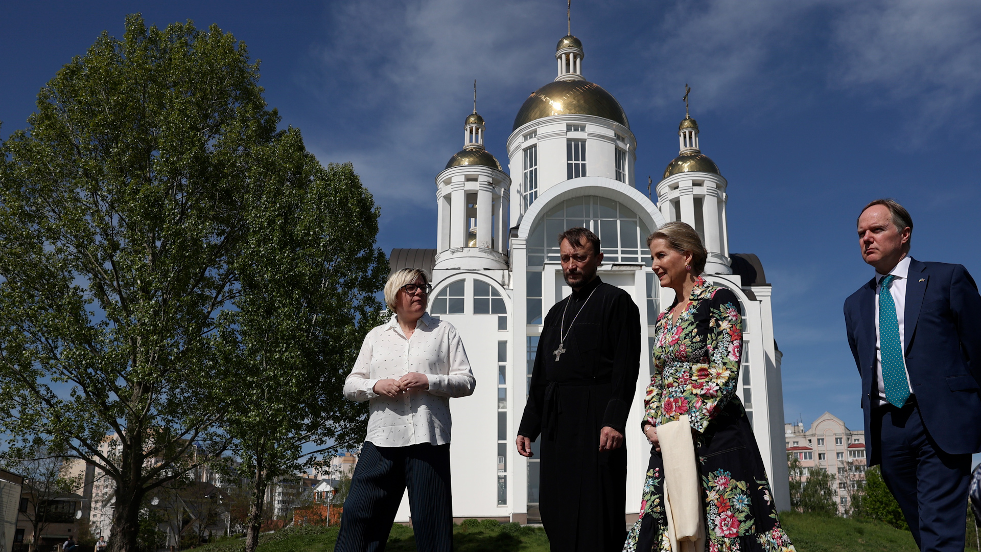 The Duchess of Edinburgh with the Ambassador of the United Kingdom to Ukraine Martin Harris (right) at the memorial to the victims of the Russian occupation in Bucha CREDIT Anatolii Stepanov PA 290424