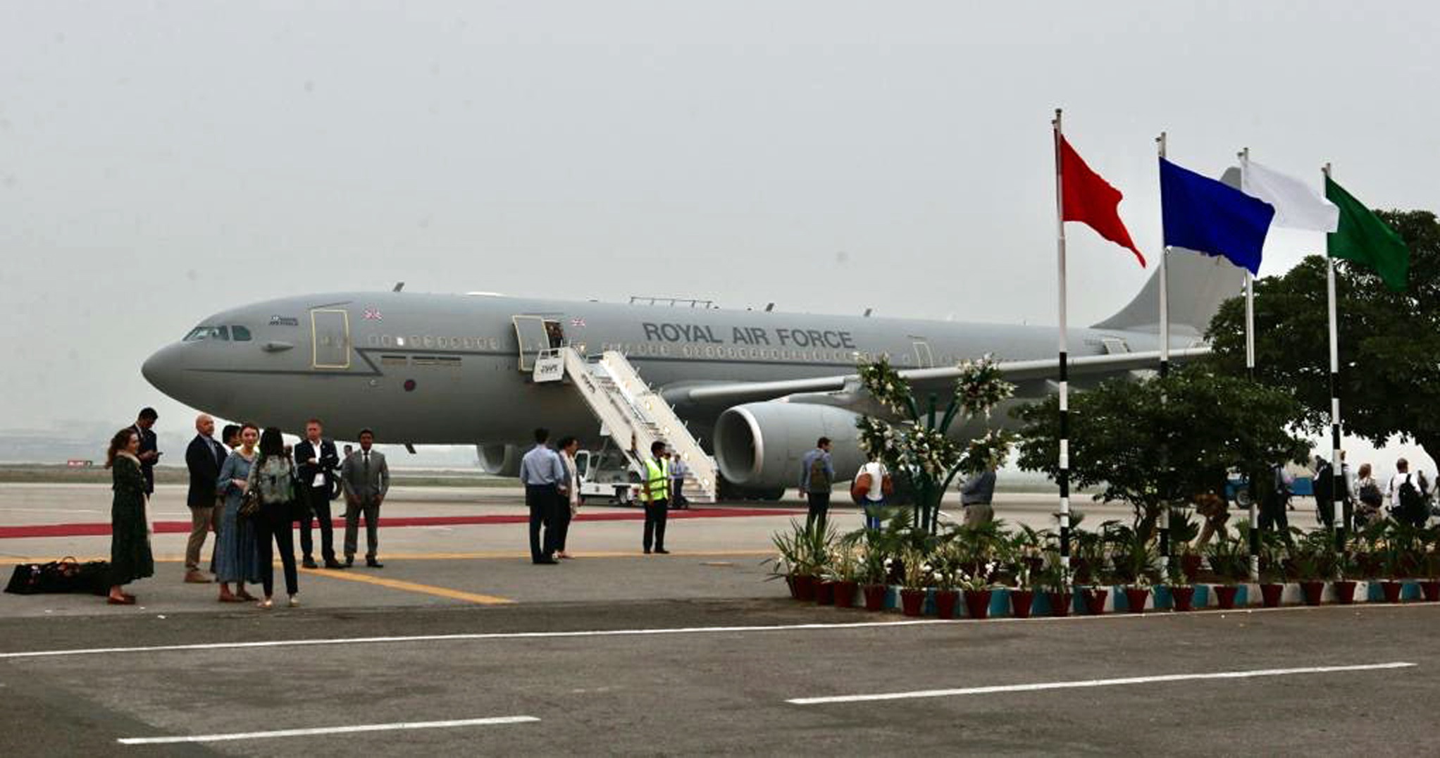 The RAF Voyager being used by the Duke and Duchess of Cambridge during their tour of Pakistan (Picture: PA images).