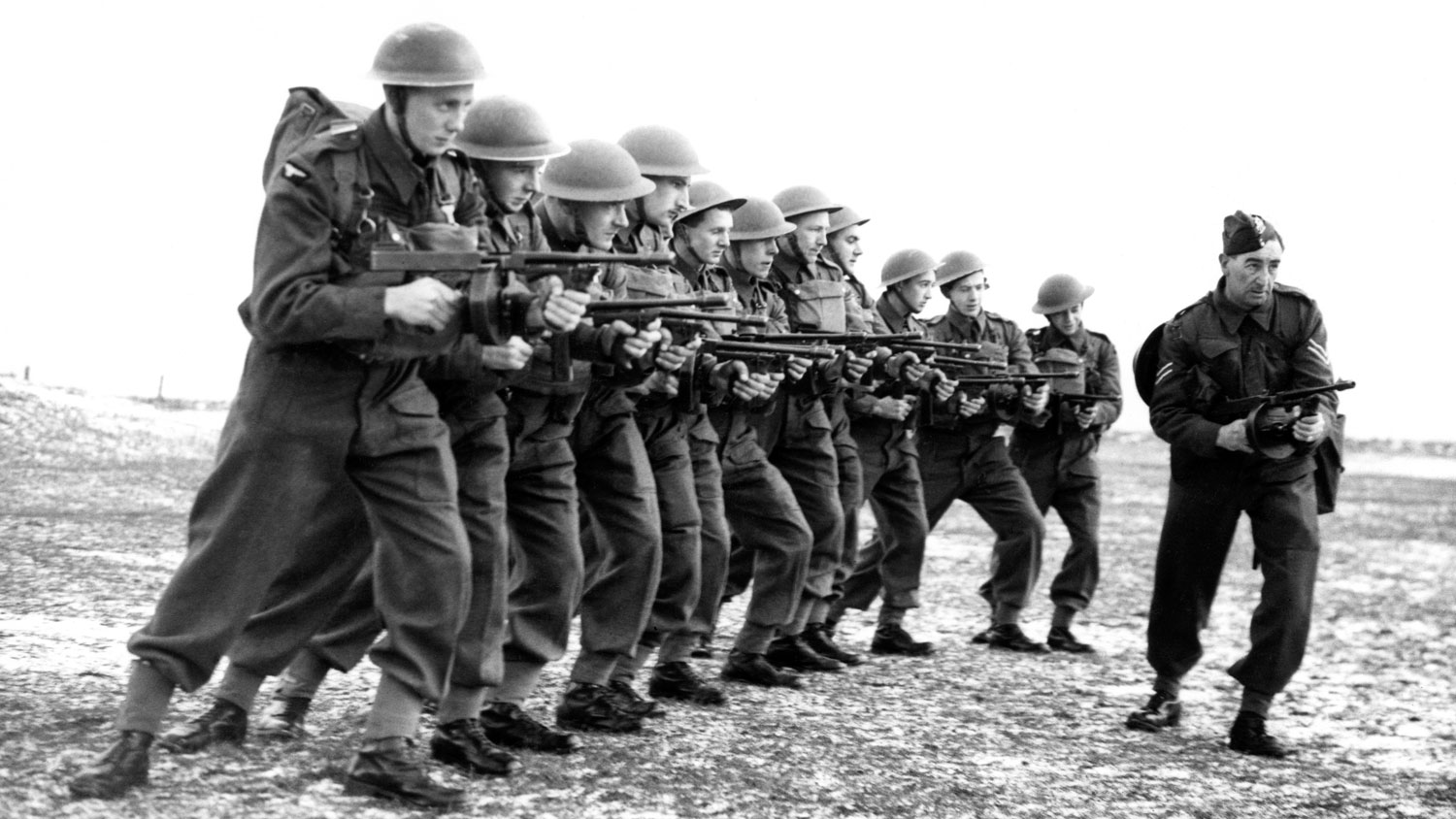 British Army instructor teaching RAF Aerodrome Defence Corps Thompson sub-machine gun Northumberland January 1942 Credit Defence Imagery