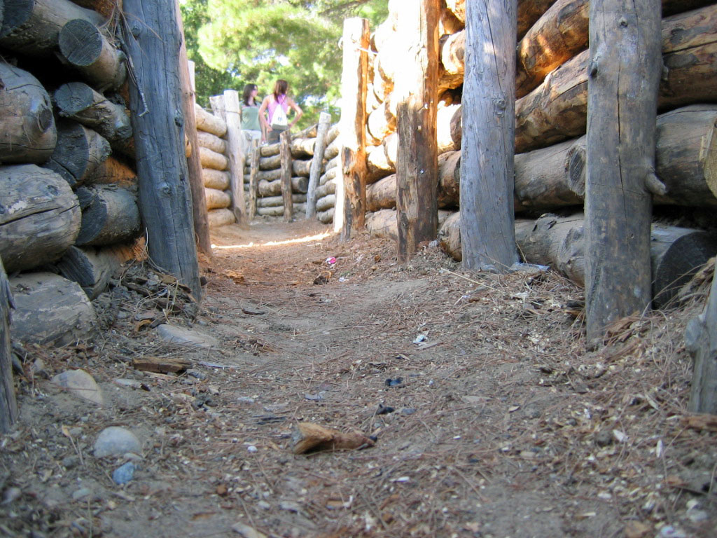 Trenches_at_Gallipoli_2004_OIC by Orderinchaos