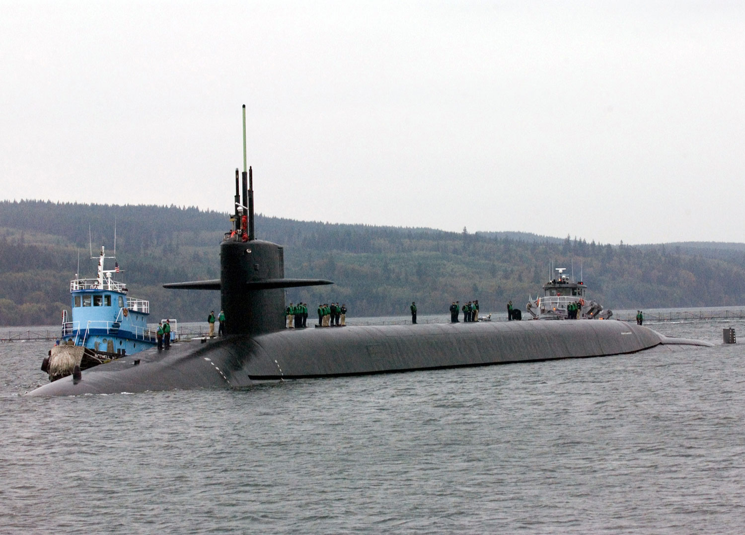 Trident nuclear submarine USS Louisiana (SSBN 743), 2005