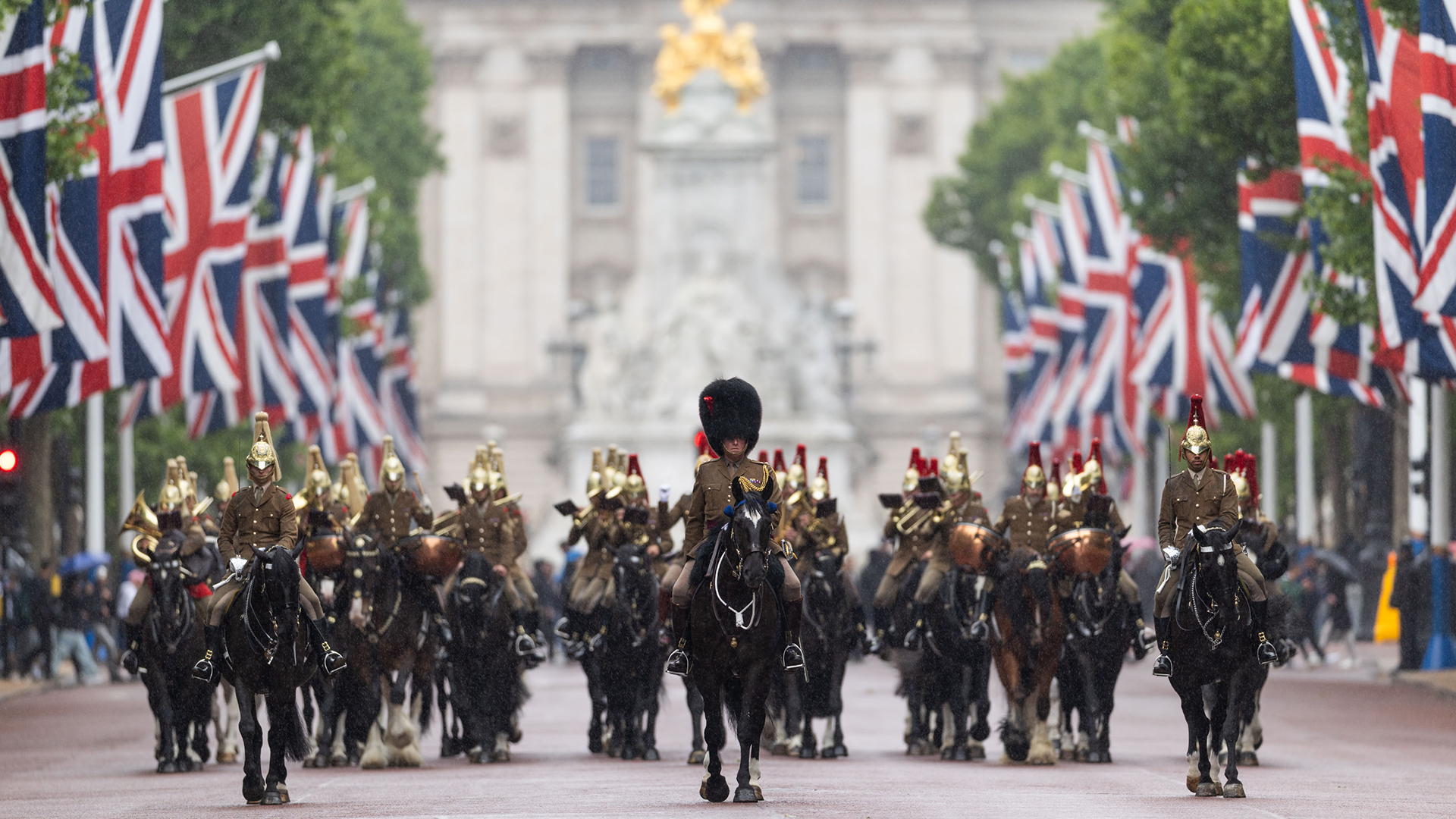 The PM says the security of the UK relies not just on those in uniform, but those in every walk of life who help to support the Armed Forces
