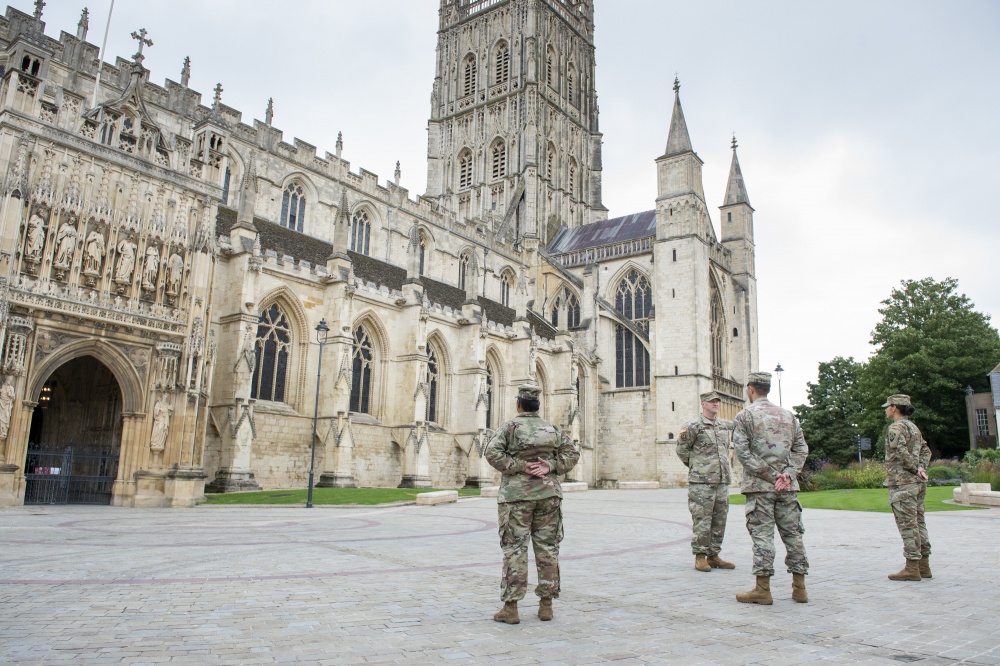 US Army soldiers visit the home of the Star-Spangled Banner tune in the United Kingdom (Picture: US Department of Defense).