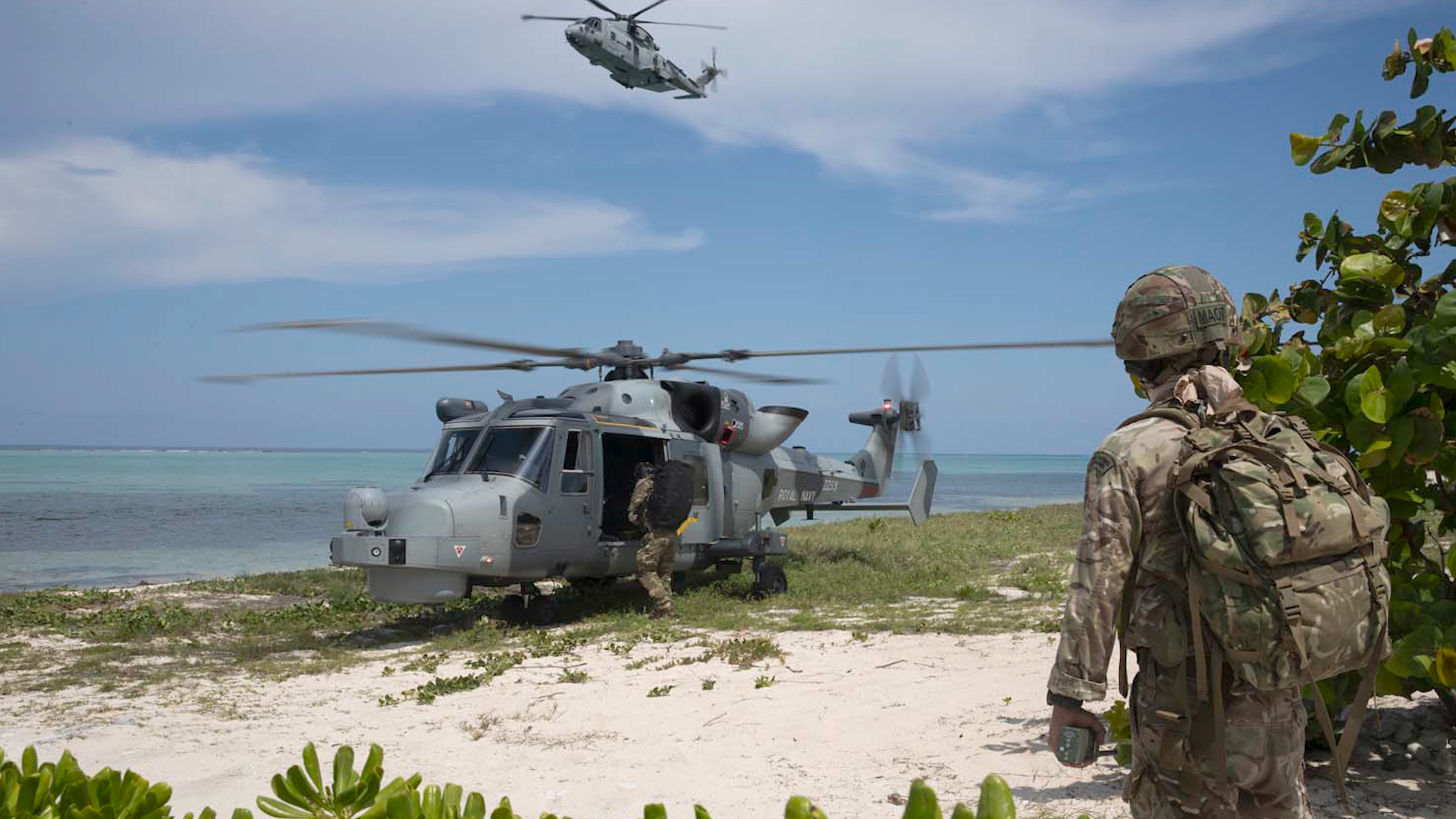 UK military personnel and Royal Navy helicopters on Cayman Islands exercise 160620 CREDIT Royal Navy