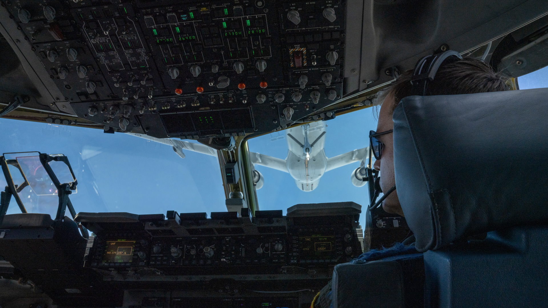 US Air Force C-17 prepares for fuel RAAF Australia 281123 CREDIT US DEPT OF DEFENSE