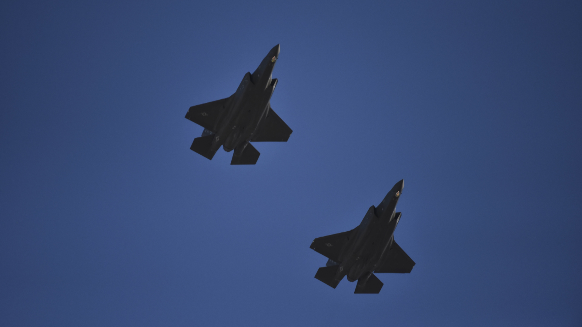 US F-35 Lightning jets arrive in Middle East 160419 CREDIT US Air Force .jpg