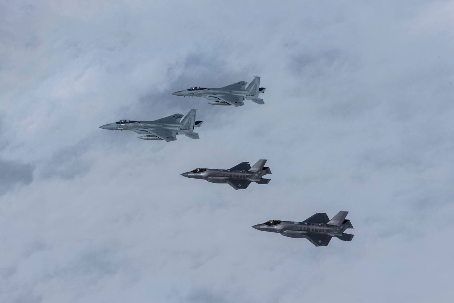 US F-35As train with Japanese jets
