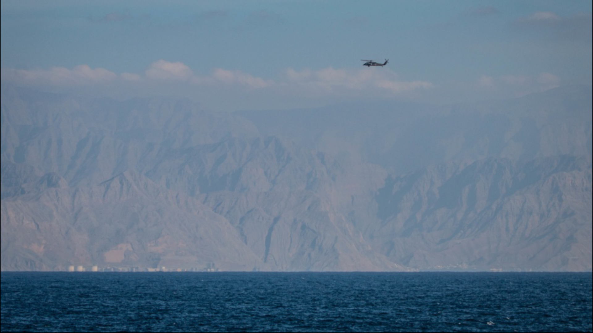 US Sea King helicopter over Strait of Hormuz (Picture: US Navy).