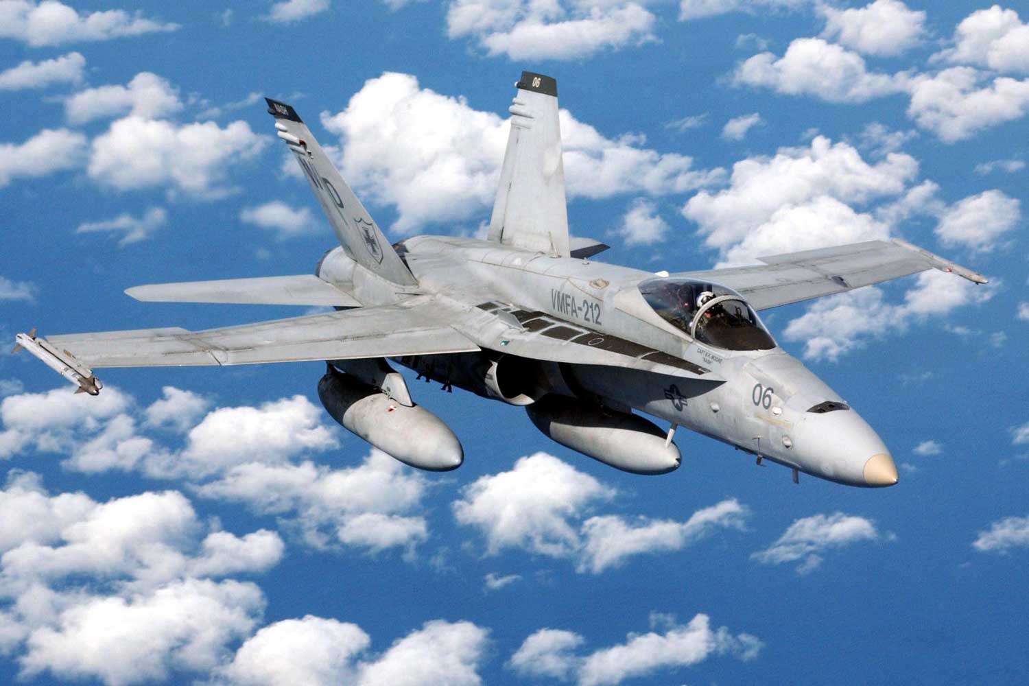 Reports: US FA-18 Hornet Crashes At RAF Lakenheath Reports: US FA-18 Hornet Crashes At RAF Lakenheath