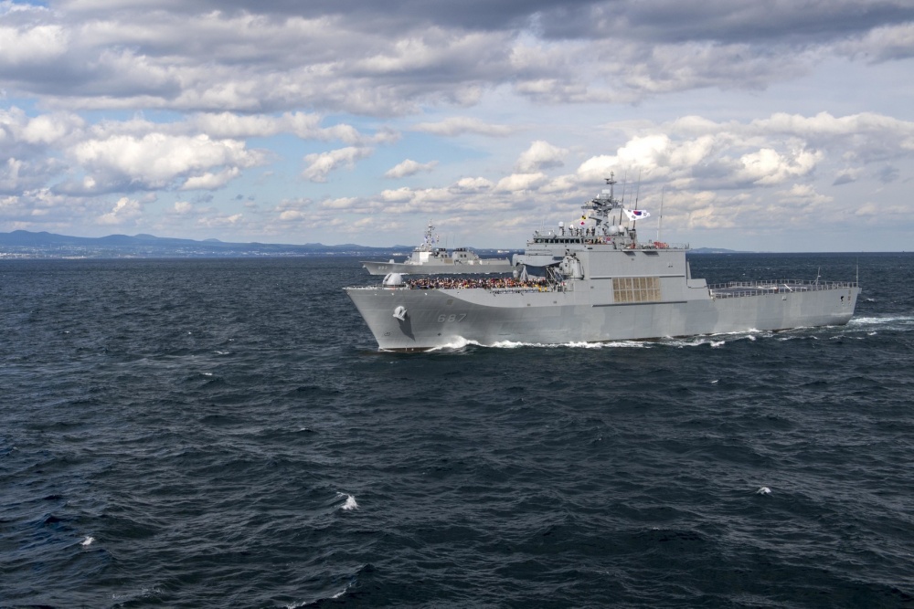 USS Benfold 280819 CREDIT US Department Of Defense.jpg 