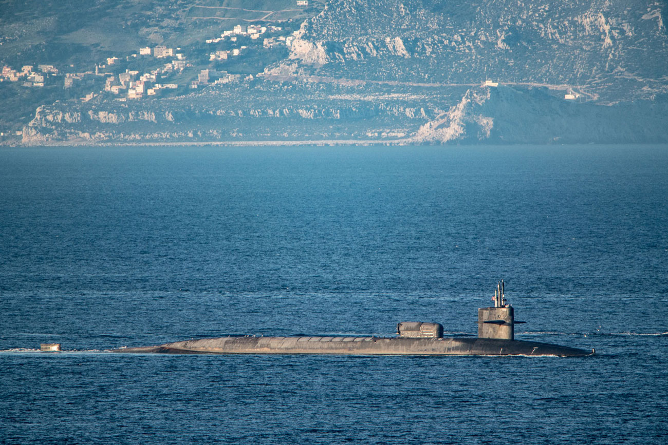 Royal Navy Fires Warning Shot At Spanish Boat In Gibraltar Royal Navy Fires Warning Shot At Spanish Boat In Gibraltar