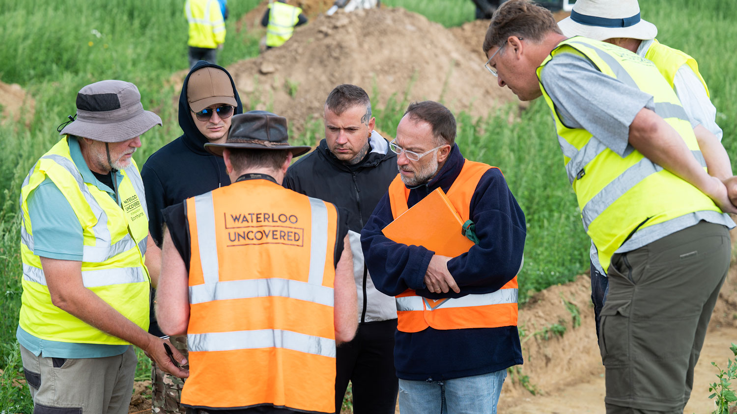 Ukrainian Australian and Belgian veterans learning from archaeologists CREDIT Waterloo Uncovered and Chris van Houts