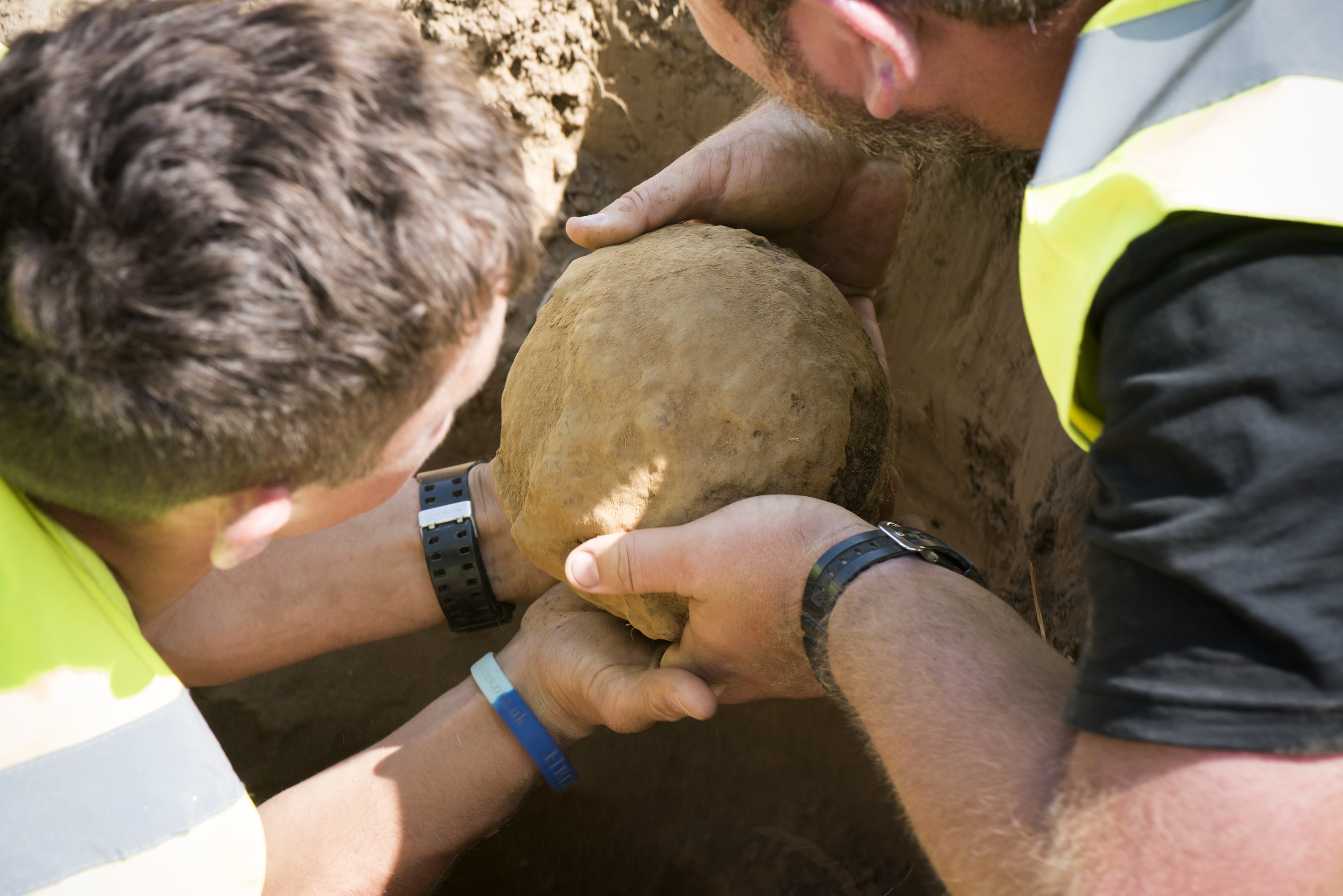 Veterans were able to handle a shell previously found on the farm, 600 metres behind British Allied lines.