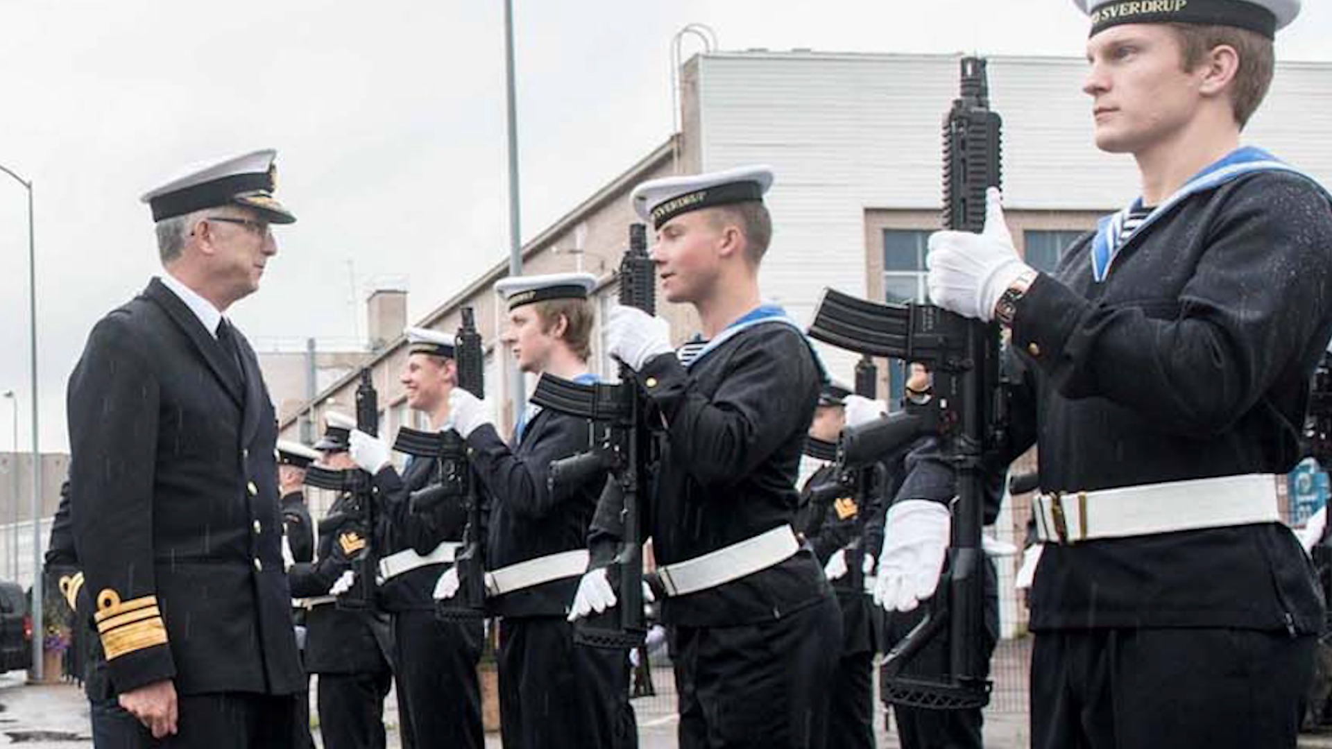 Vice Admiral Sir Clive Johnstone inspects guard of honour NATOs Standing Maritime Group 1 in Helsinki Aug 2017 CREDIT ROYAL NAVY
