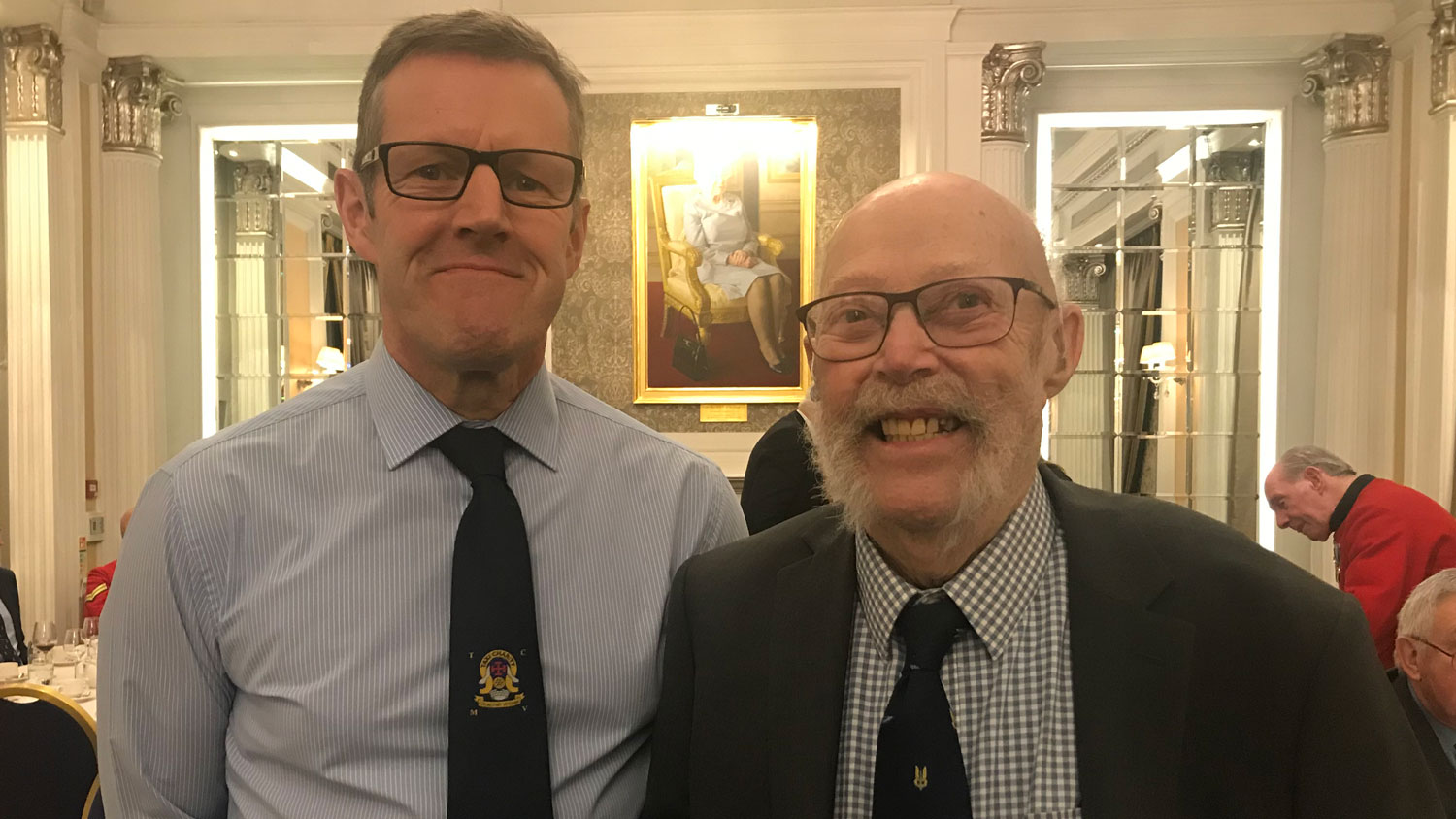 Volunteer Graham Pike from the Taxi Charity with veteran Alec Borrie CREDIT The Taxi Charity