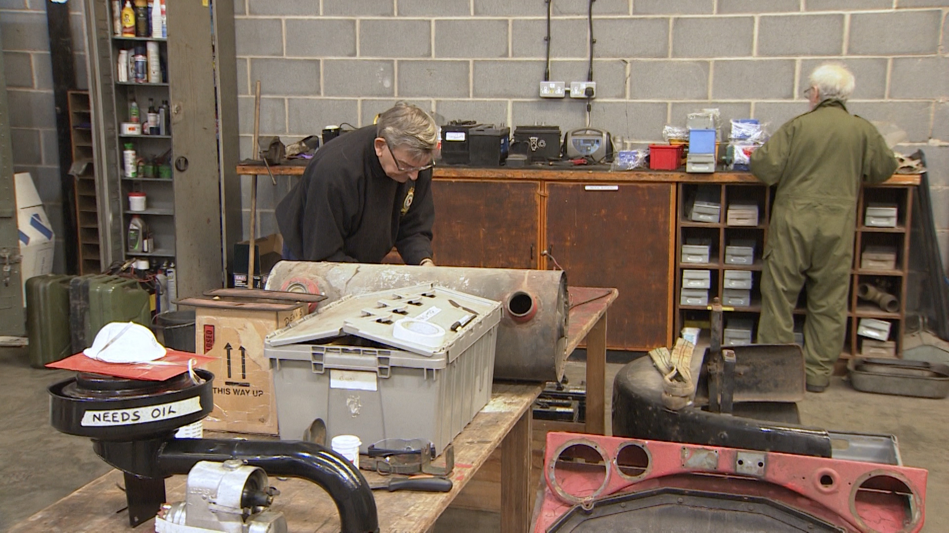 Volunteers at RAF Firefighting museum 151019 CREDIT BFBS.jpg