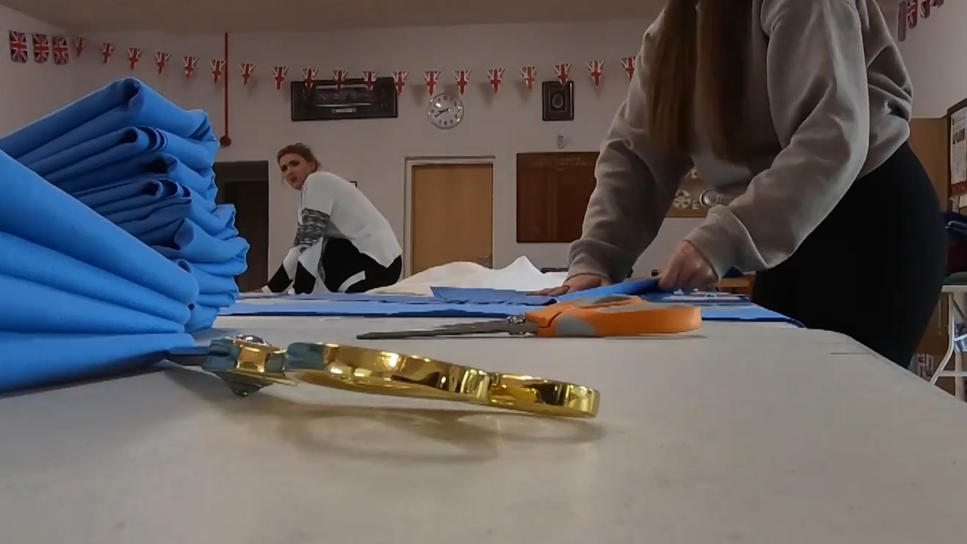 Volunteers make protective clothing for NHS staff at hub set up by veteran 050520 CREDIT BFBS.jpg 